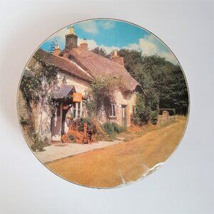 Large 10'' wide Vintage Cookie Candy Tin Canister /Box with Country View.